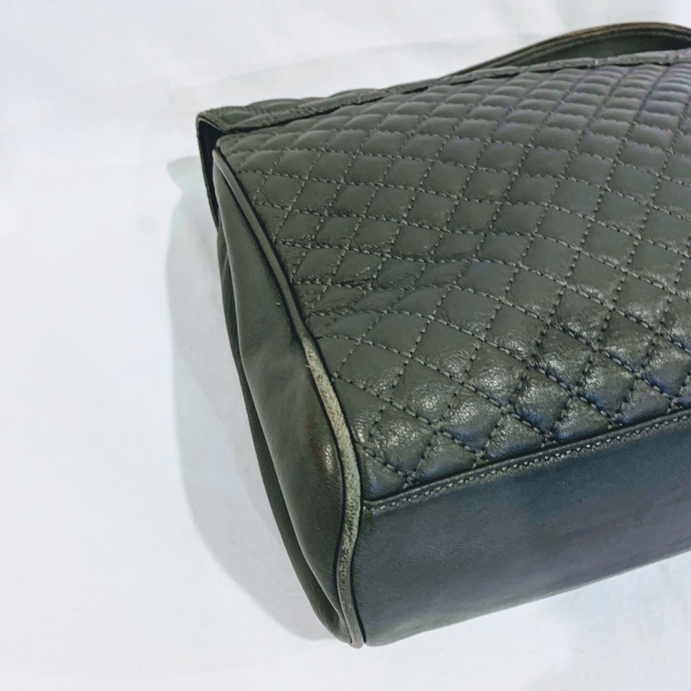 Brooks Brothers Lambskin Leather Flap Quilted Bag - Picture 4 of 8